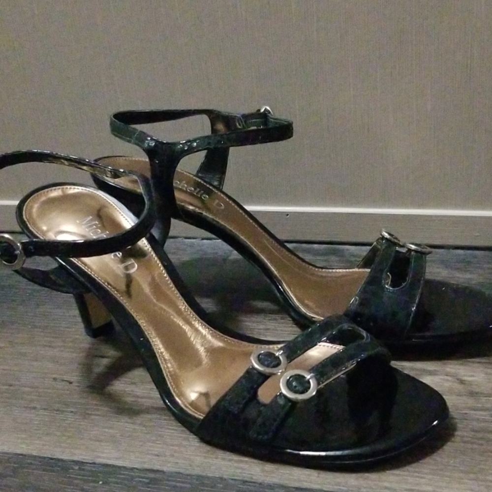 Michelle D high heels